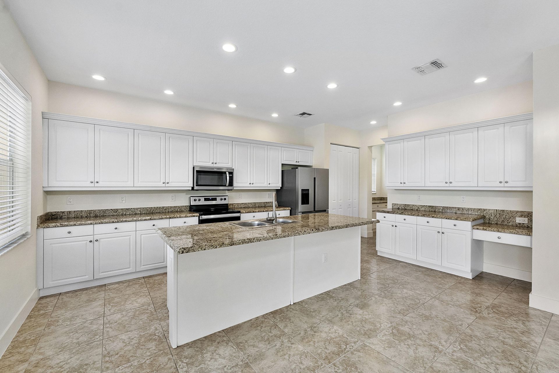2392 Bellarosa Circle, Royal Palm Beach, FL 33411 Photo