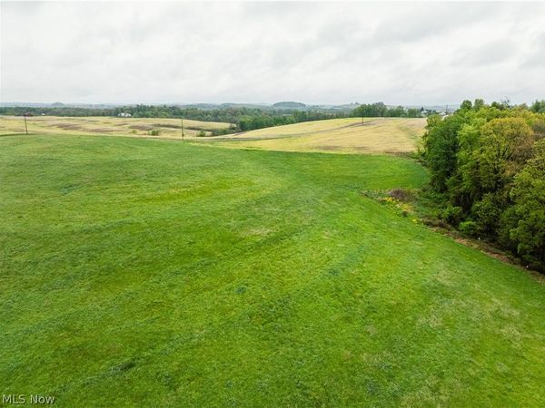 28425 Township Road 421 , Fresno, OH 43824