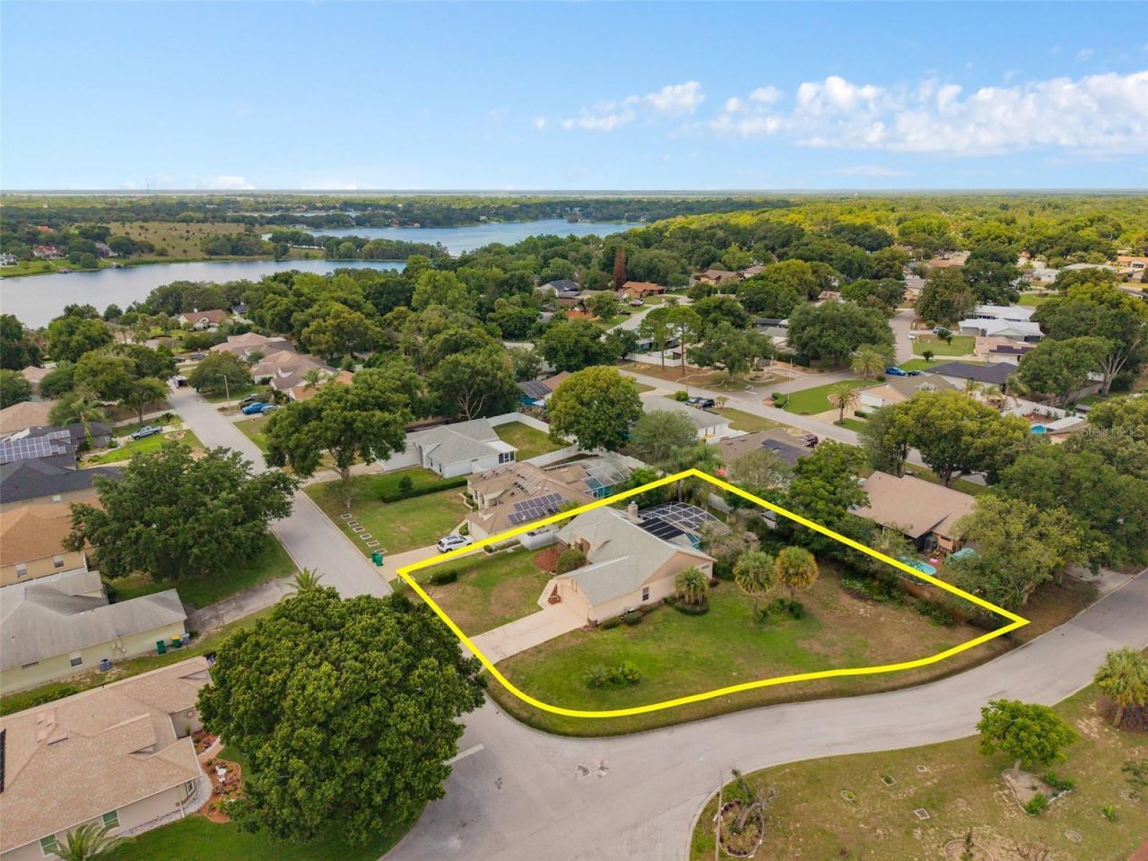 137 Madrona Drive , Eustis, FL 32726 Photo
