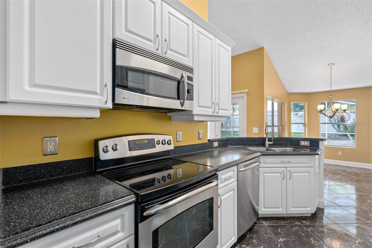 137 Madrona Drive , Eustis, FL 32726 Photo