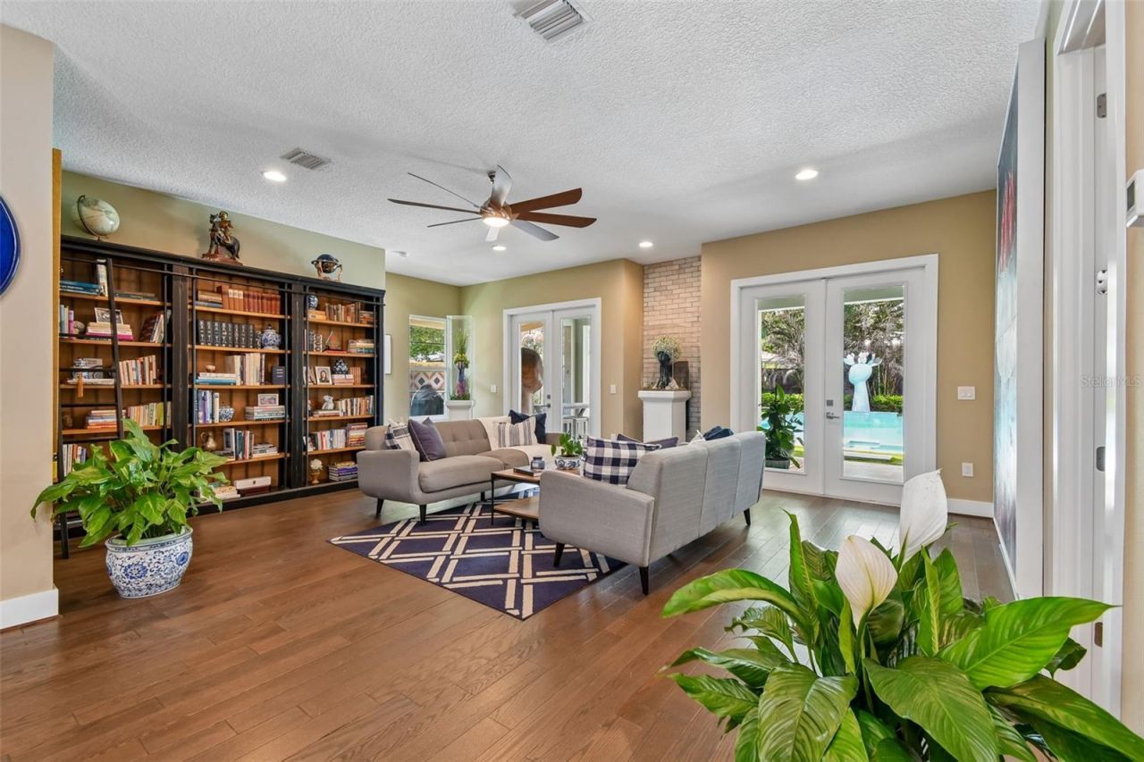 2107 Hargill Drive , Orlando, FL 32806 Photo