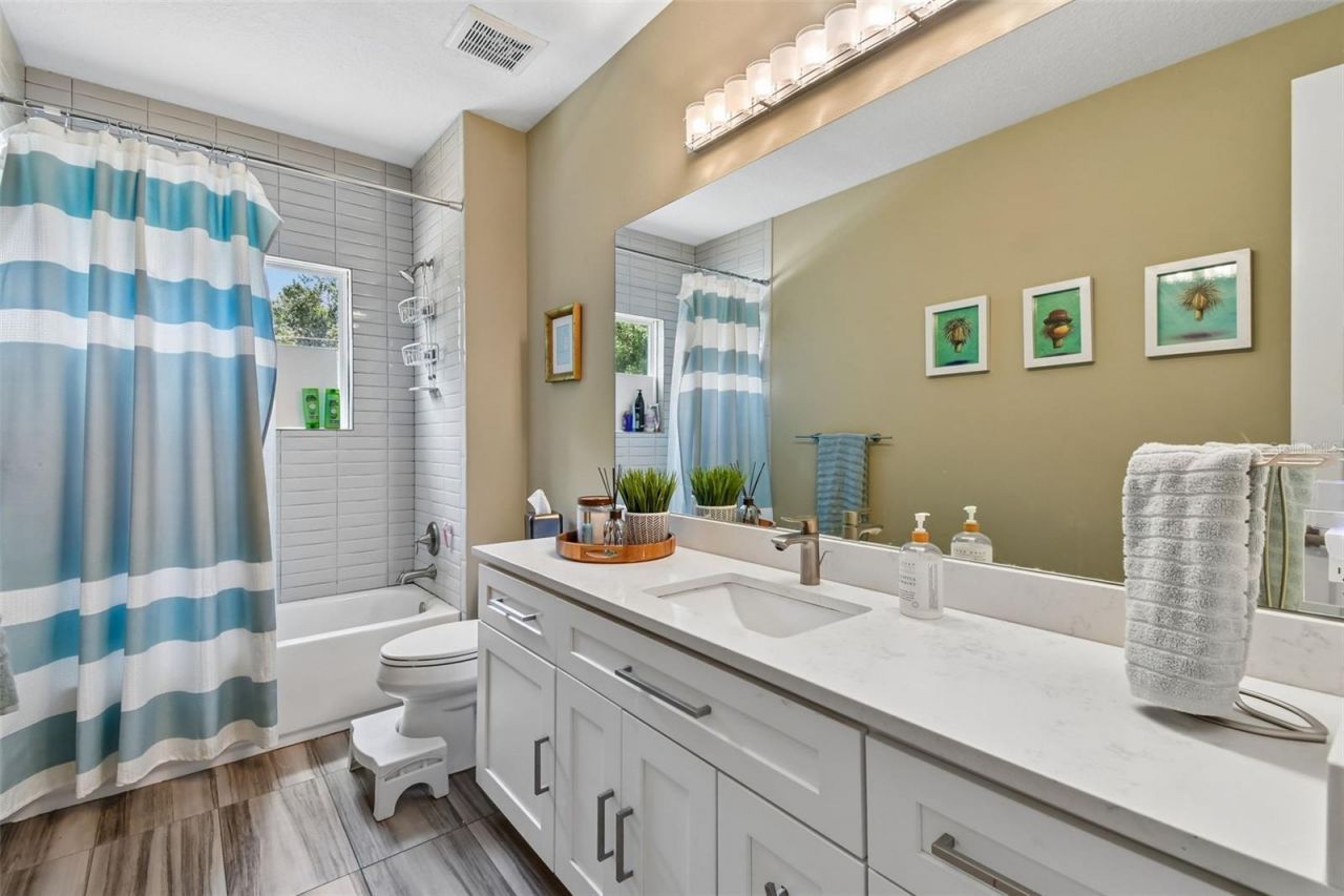 2107 Hargill Drive , Orlando, FL 32806 Photo