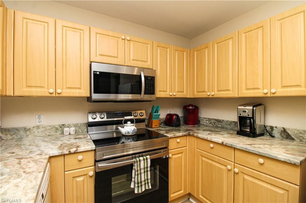519 Roma Ct , Unit 3206, Naples, FL 34110 Photo