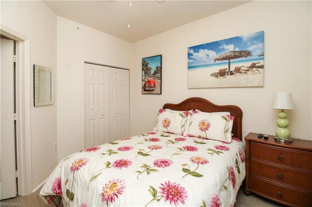 519 Roma Ct , Unit 3206, Naples, FL 34110 Photo