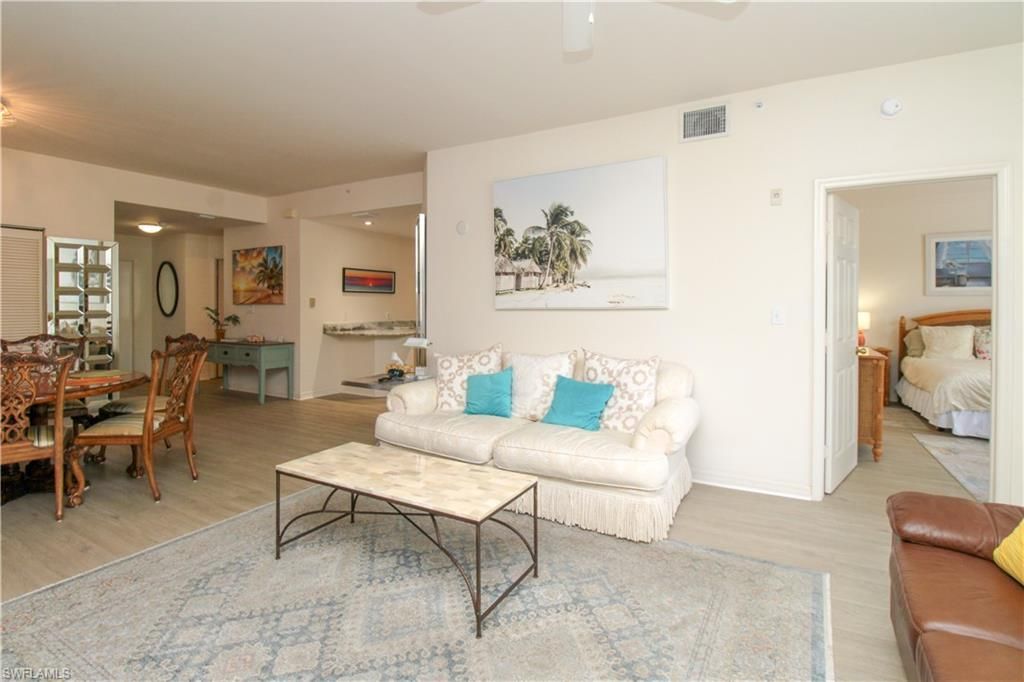 519 Roma Ct , Unit 3206, Naples, FL 34110 Photo