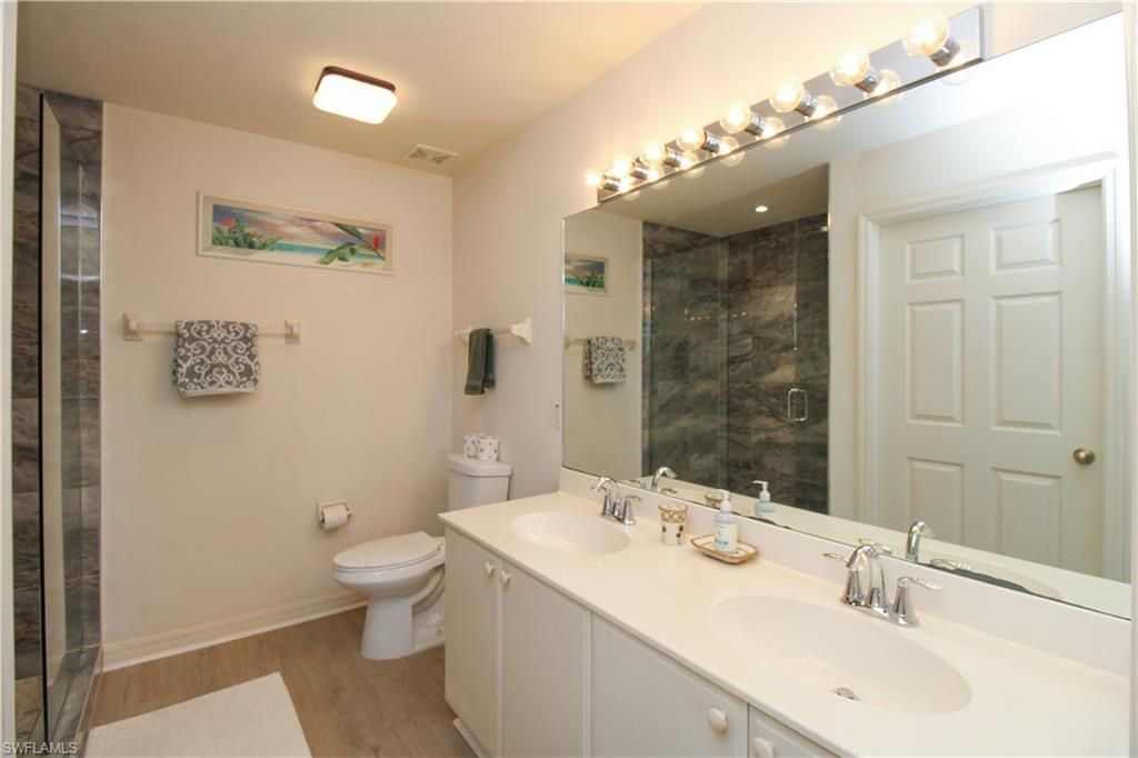 519 Roma Ct , Unit 3206, Naples, FL 34110 Photo
