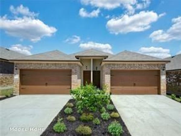 379 JOANNE LOOP, Unit A & B, Buda, TX 78610