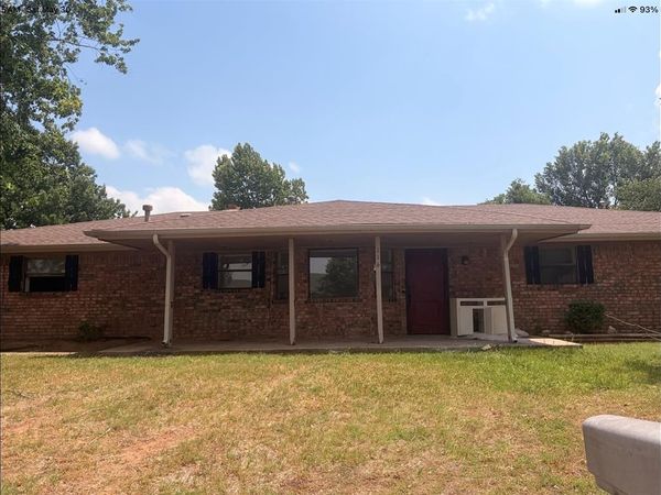 116 Seminole Lane, Yukon, OK 73099