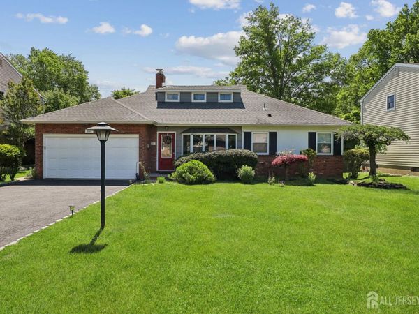 207 Stoughton Avenue, Cranford, NJ 07016