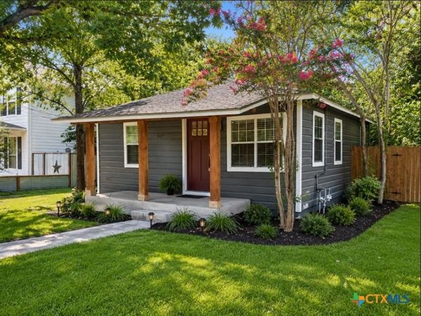 517 W Martin Luther King Drive , San Marcos, TX 78666