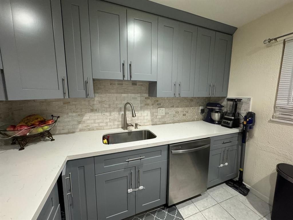 2960 Riverside Drive, Unit 312-2, Coral Springs, FL 33065 Photo