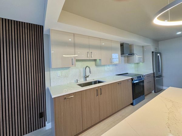 12 Royal Palm Way, Unit 6030, Boca Raton, FL 33432