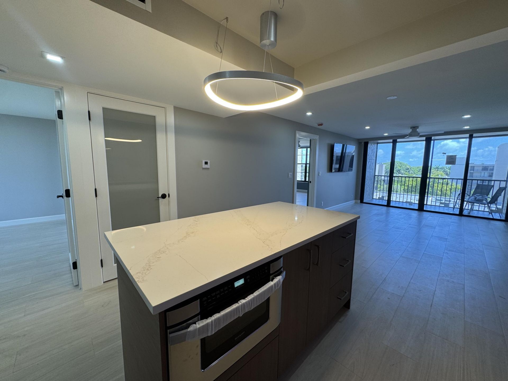 12 Royal Palm Way, Unit 6030, Boca Raton, FL 33432 Photo