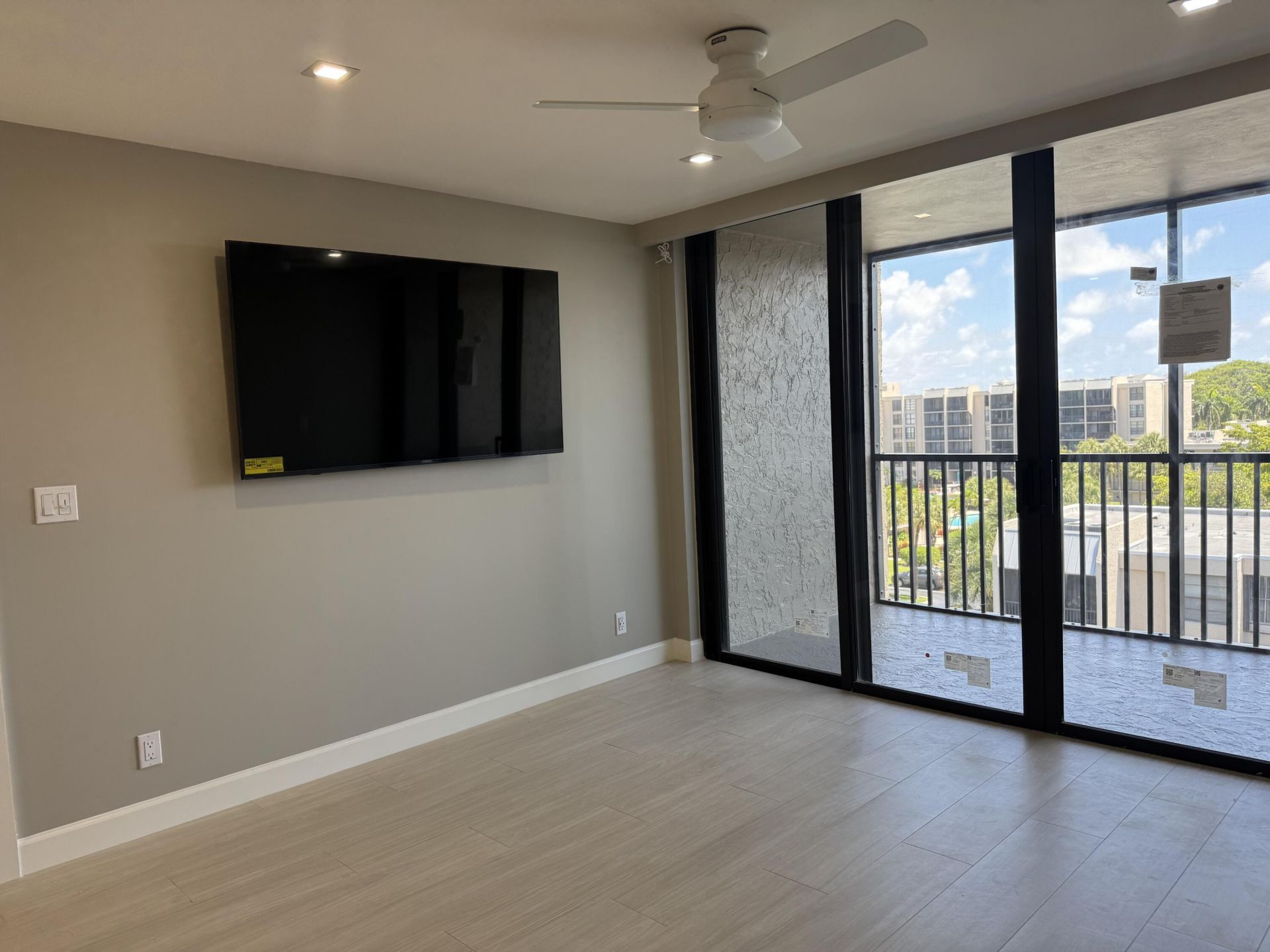 12 Royal Palm Way, Unit 6030, Boca Raton, FL 33432 Photo