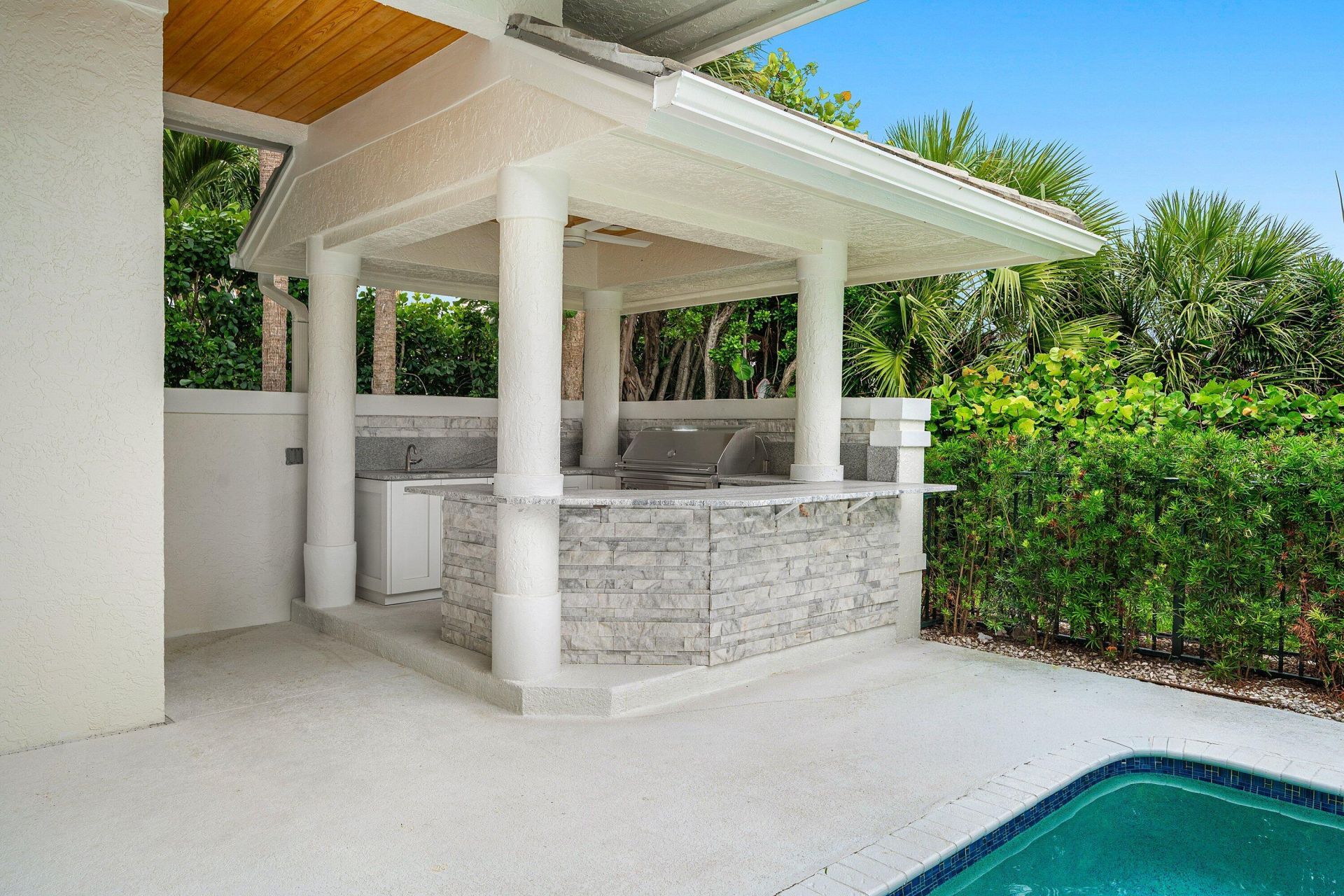2925 SE Dune Drive, Hutchinson Island, FL 34996 Photo