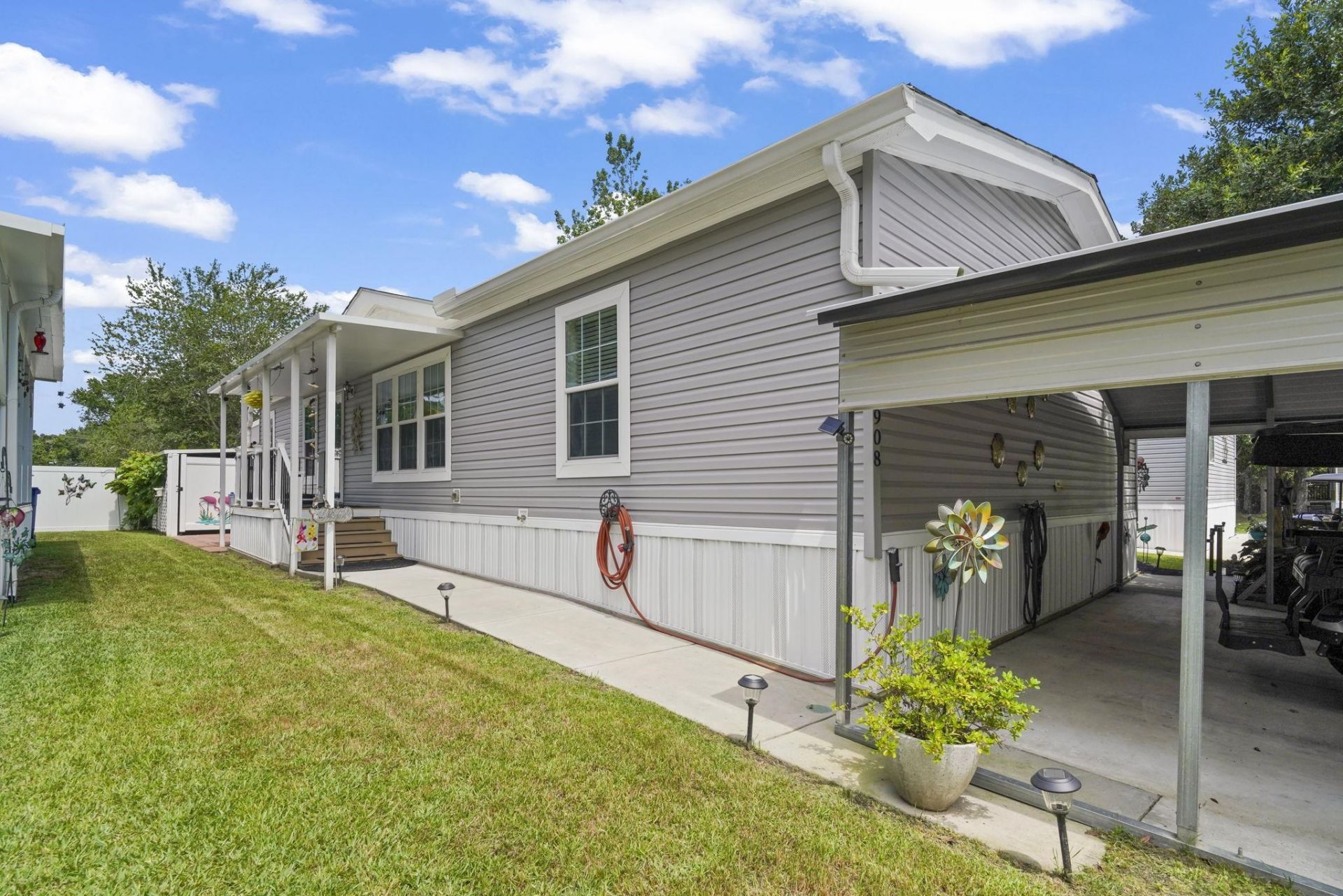 908 Pine Thicket St.  Photo 35