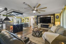 908 Pine Thicket St.  photo 4