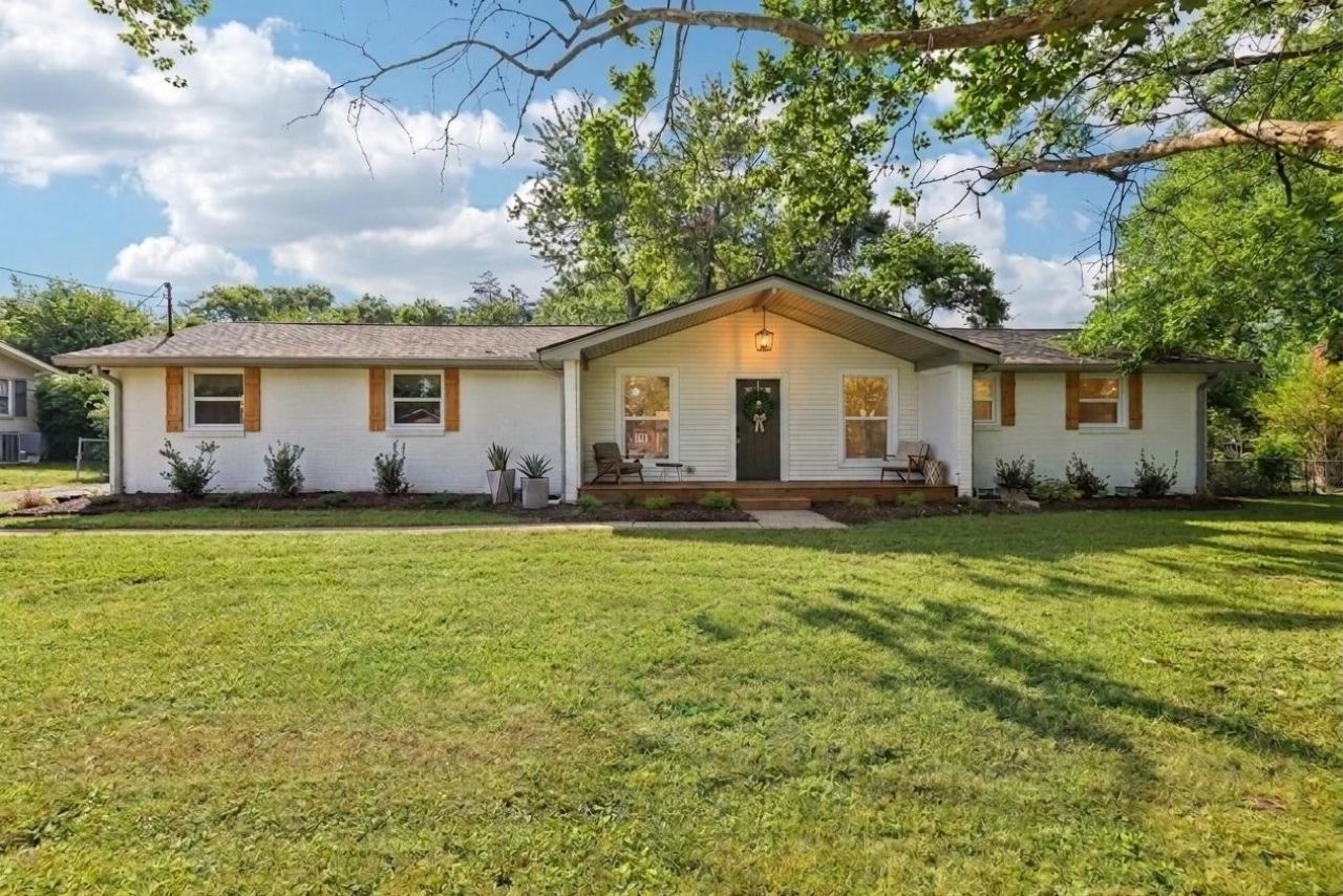 172 Gatone Dr, Hendersonville, TN 37075 Main Photo