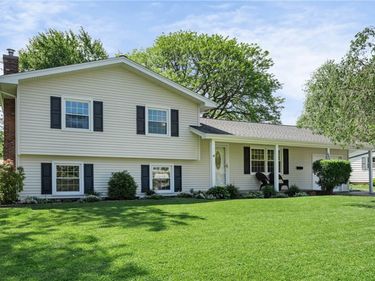 648 Meadowbriar Road, Rochester, NY 14616