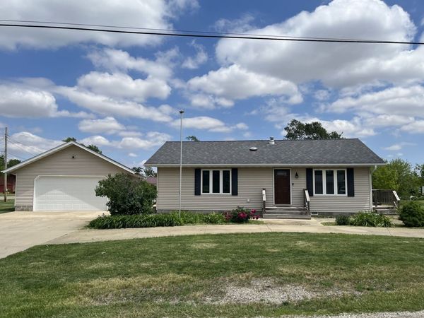 1043 W Mill Street , Kewanee, IL 61443