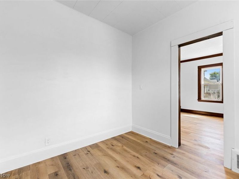 6602 Flowerdale Avenue, Cleveland, OH 44144 Photo 21