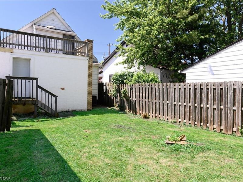 6602 Flowerdale Avenue, Cleveland, OH 44144 Photo 33