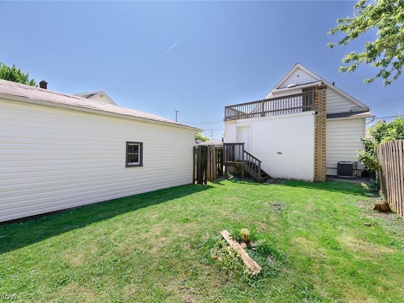 6602 Flowerdale Avenue, Cleveland, OH 44144 Photo 34