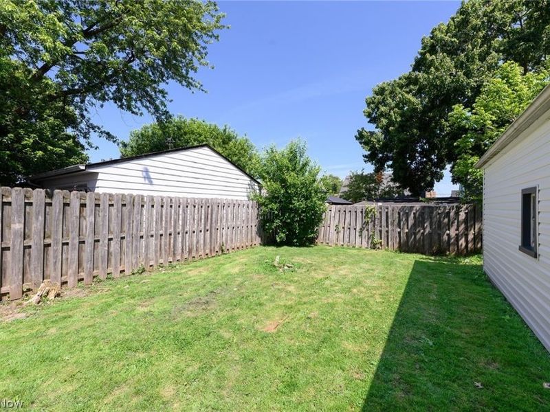 6602 Flowerdale Avenue, Cleveland, OH 44144 Photo 6