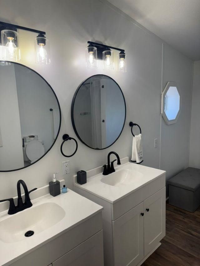 2128 Shadow Bay Drive , Grand Ridge, FL 32442 Photo