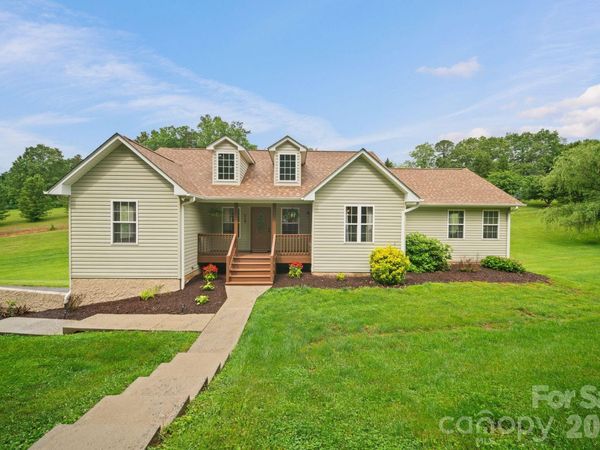 77 Sherry Lane, Leicester, NC 28748