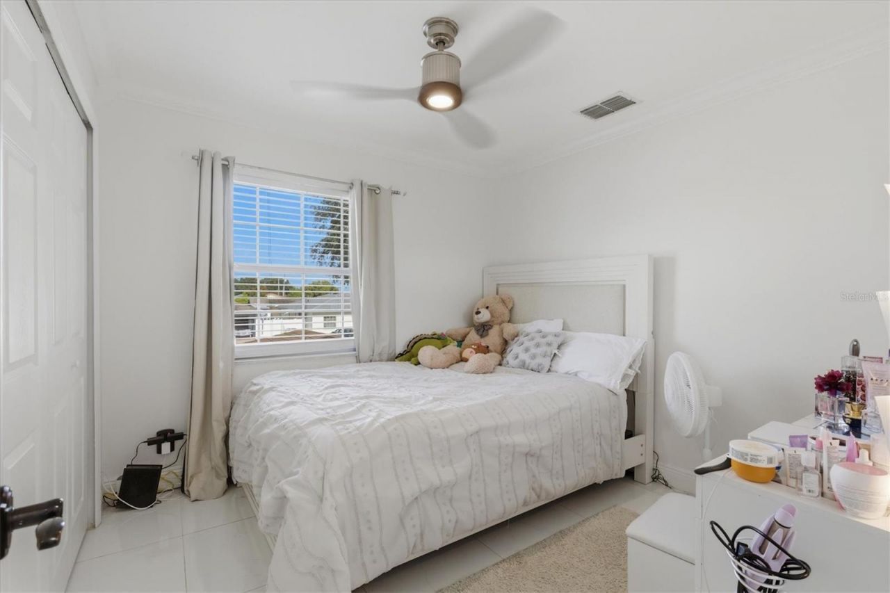 6611 N Hale Avenue , Tampa, FL 33614 Photo