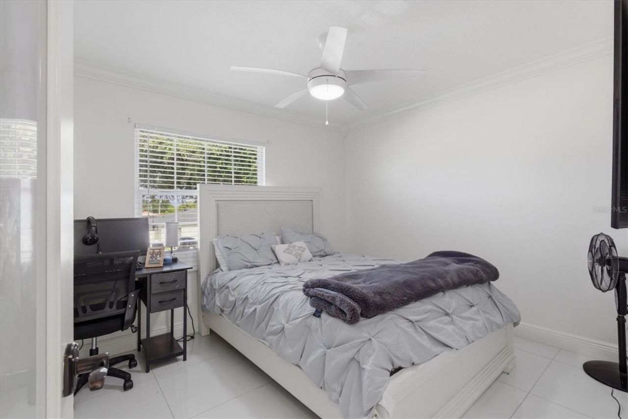 6611 N Hale Avenue , Tampa, FL 33614 Photo