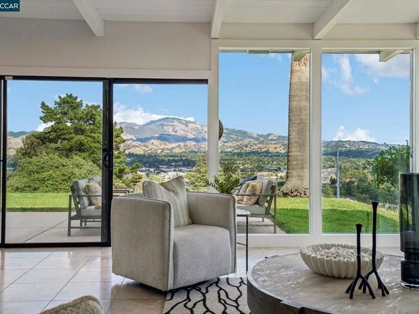 101 Hillcroft Way, Walnut Creek, CA 94597