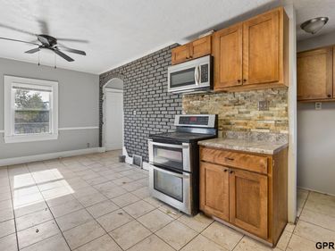 7008 N 30th Street, Omaha, NE 68112