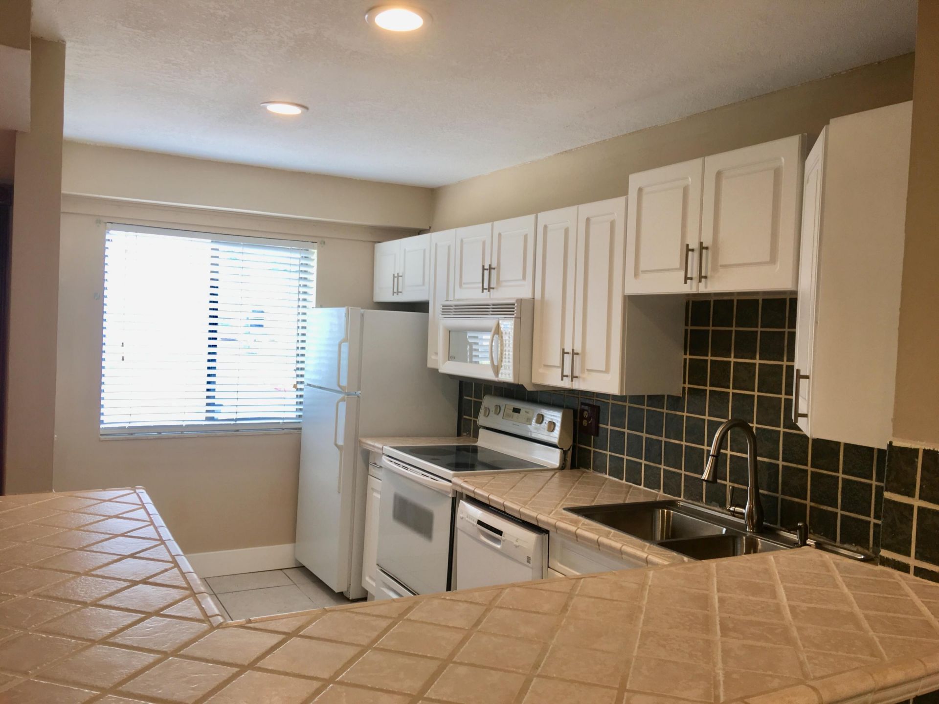 139 Sparrow Drive, Unit 1a, Royal Palm Beach, FL 33411 Photo