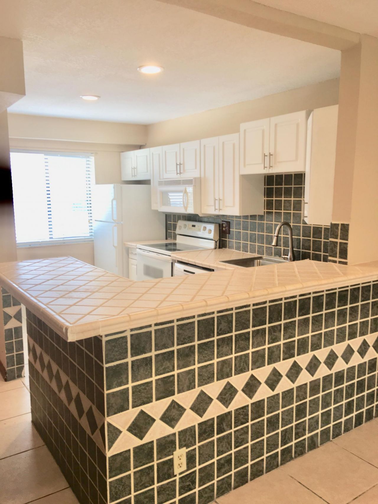 139 Sparrow Drive, Unit 1a, Royal Palm Beach, FL 33411 Photo