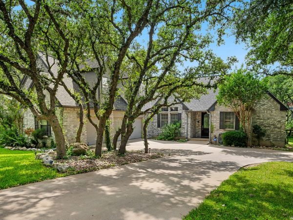 109 Trailcrest, Hollywood Park, TX 78232