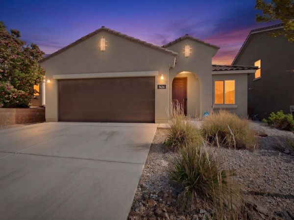 3126 Farragut Street NE, Rio Rancho, NM 87144