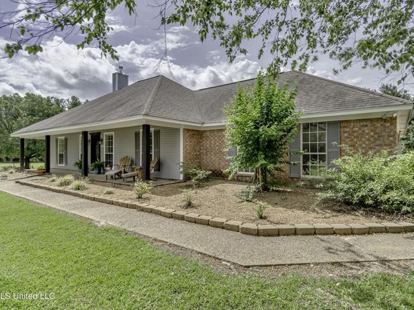 180 Johnson Lane, Canton, MS 39046