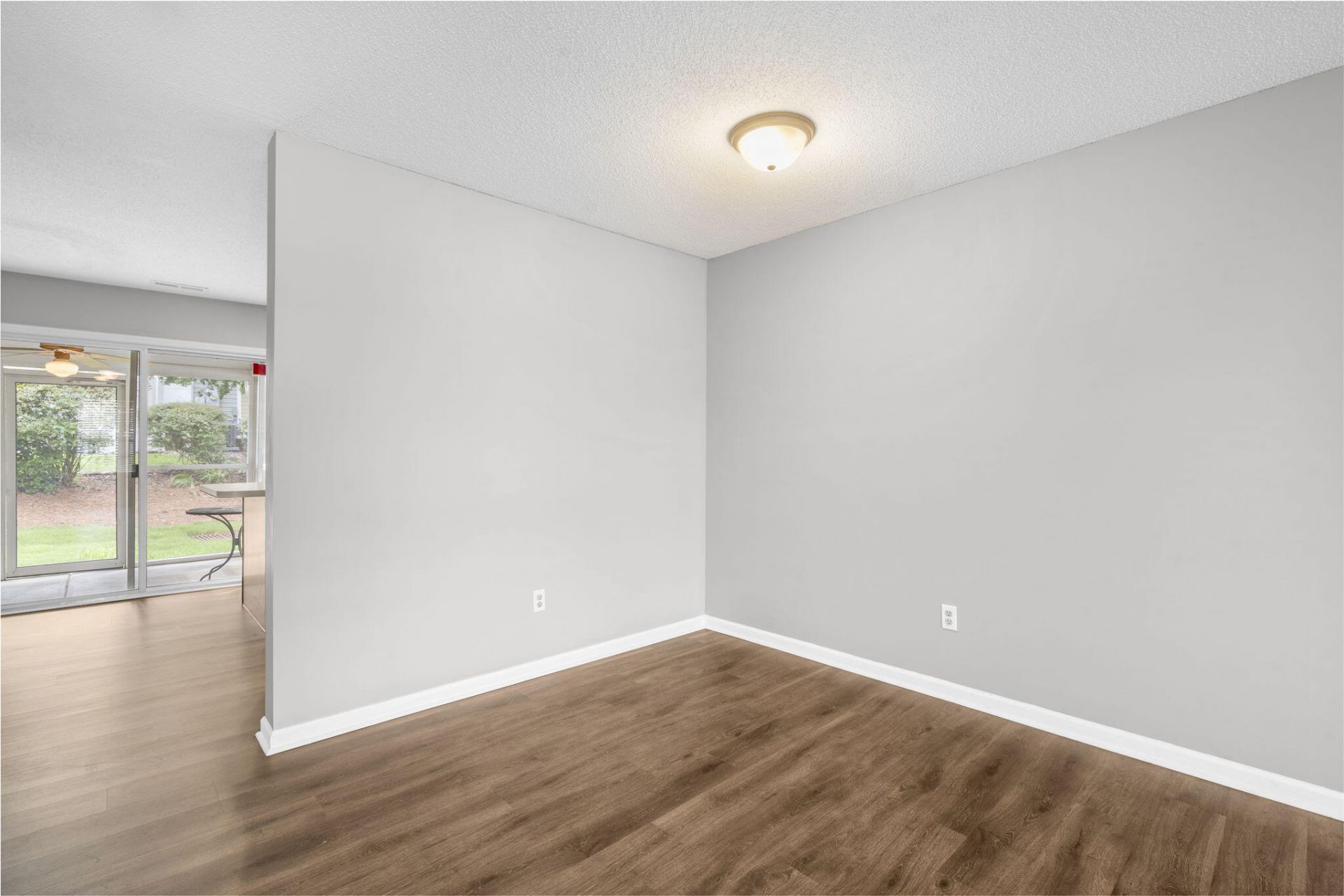 136 Macy Circle Photo 10
