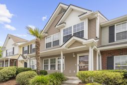136 Macy Circle photo 4