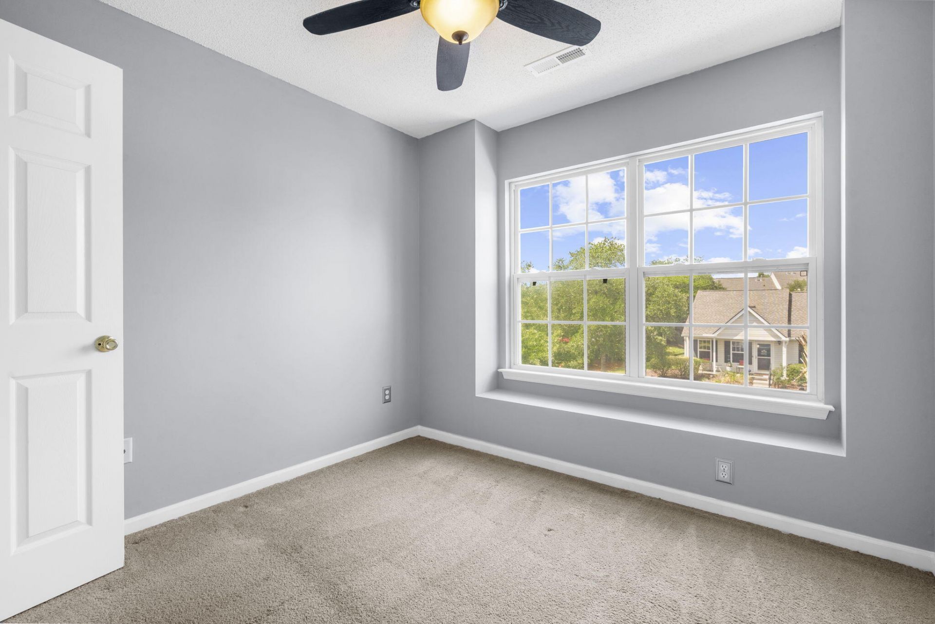 136 Macy Circle Photo 30