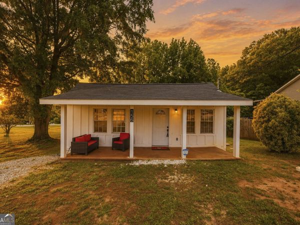 156 Pine Avenue, Commerce, GA 30529