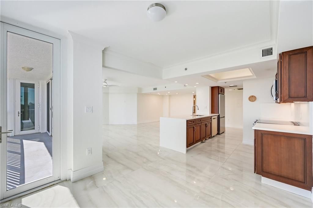 6361 Pelican Bay Blvd , Unit 202, Naples, FL 34108 Photo