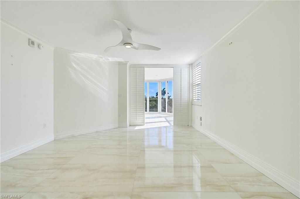 6361 Pelican Bay Blvd , Unit 202, Naples, FL 34108 Photo