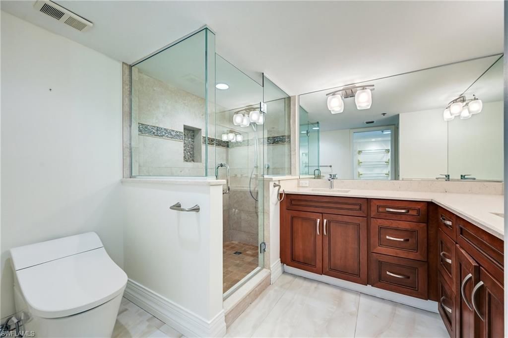 6361 Pelican Bay Blvd , Unit 202, Naples, FL 34108 Photo