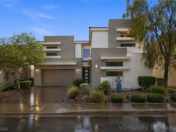 8587 Old Daylily Lane, Las Vegas, NV 89113