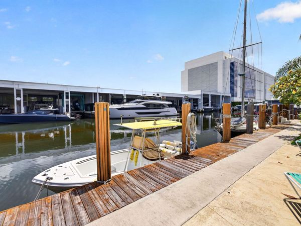 1500 SE 15th Street, Unit 315, Fort Lauderdale, FL 33316