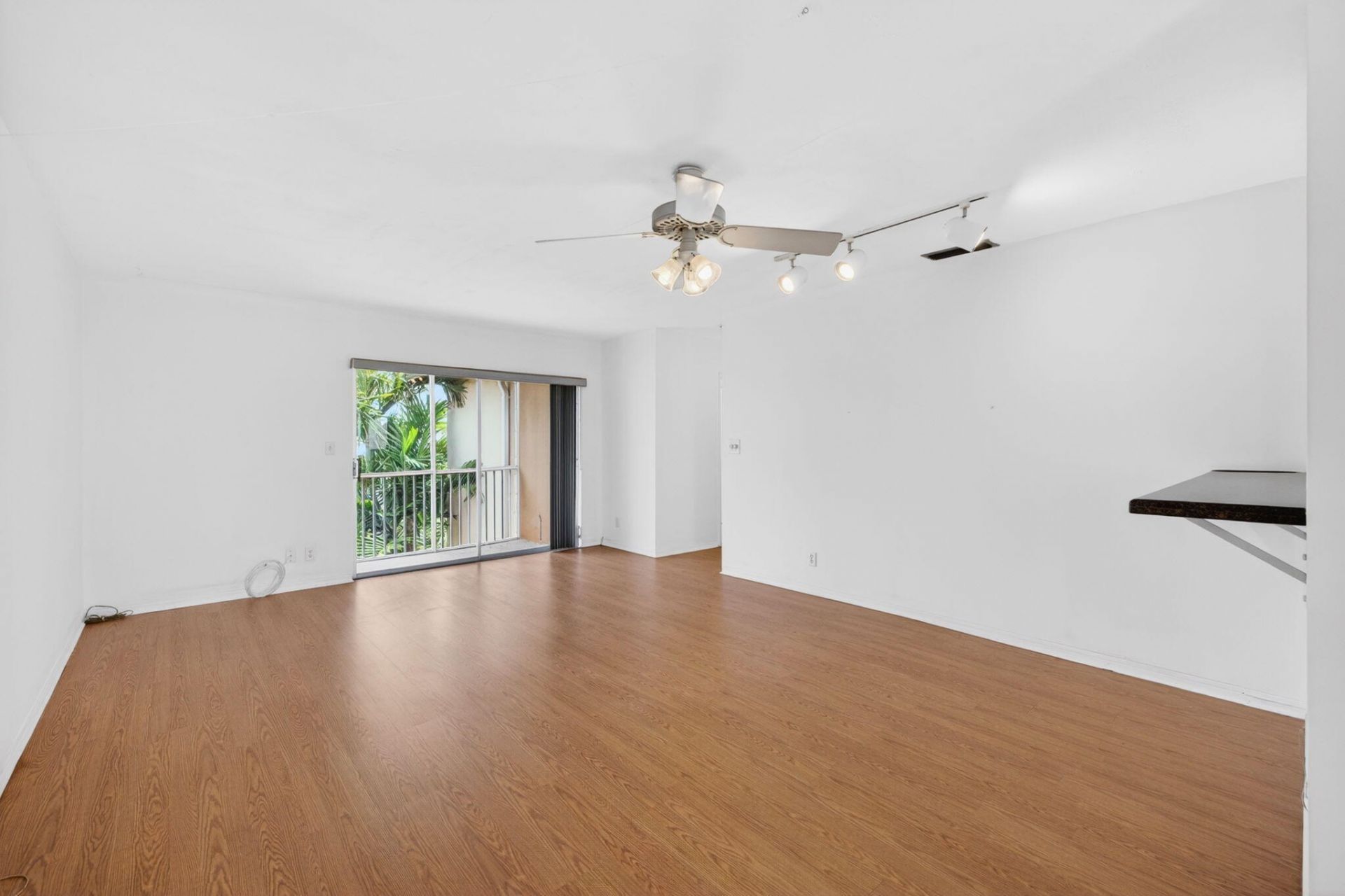 1500 SE 15th Street, Unit 315, Fort Lauderdale, FL 33316 Photo
