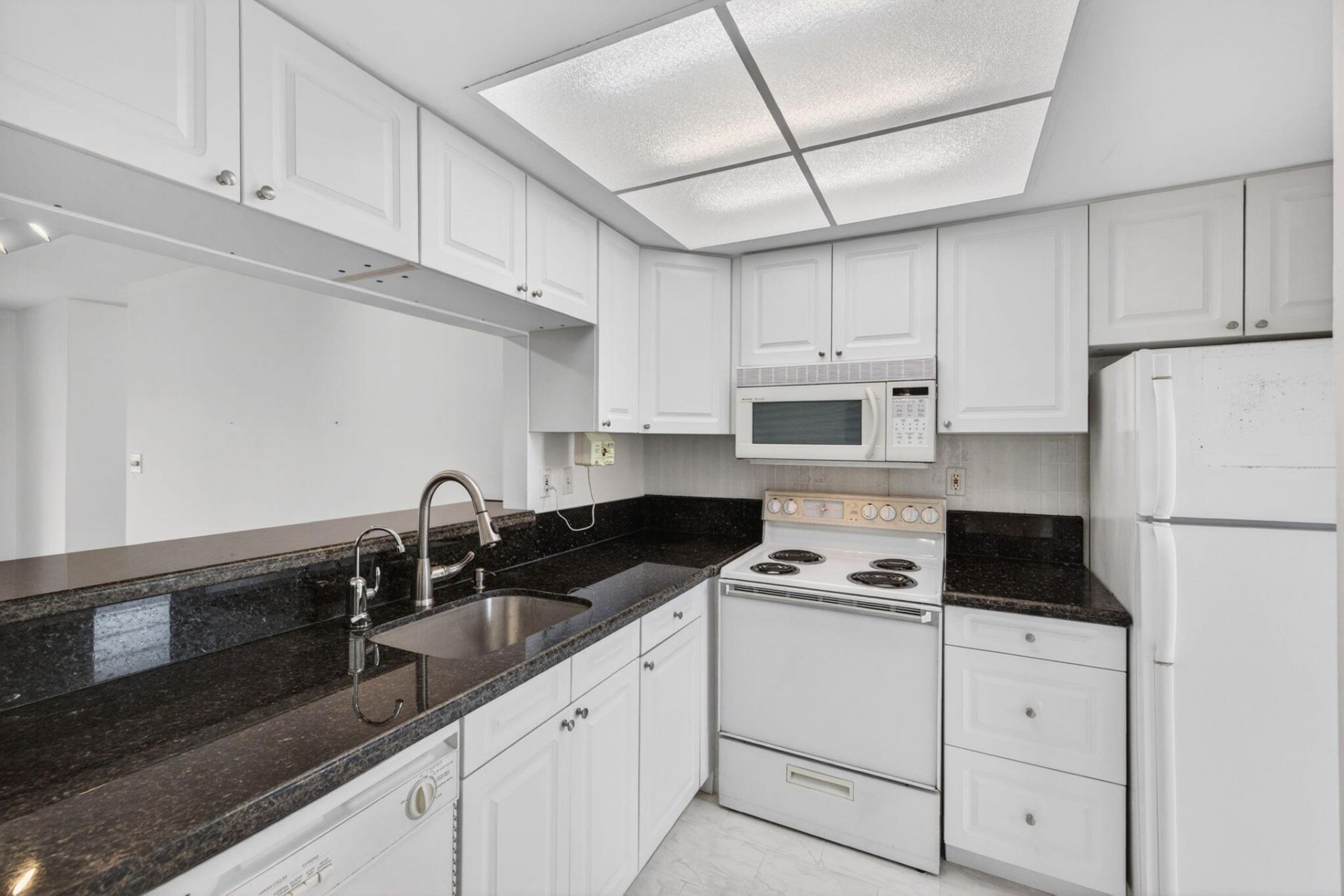 1500 SE 15th Street, Unit 315, Fort Lauderdale, FL 33316 Photo